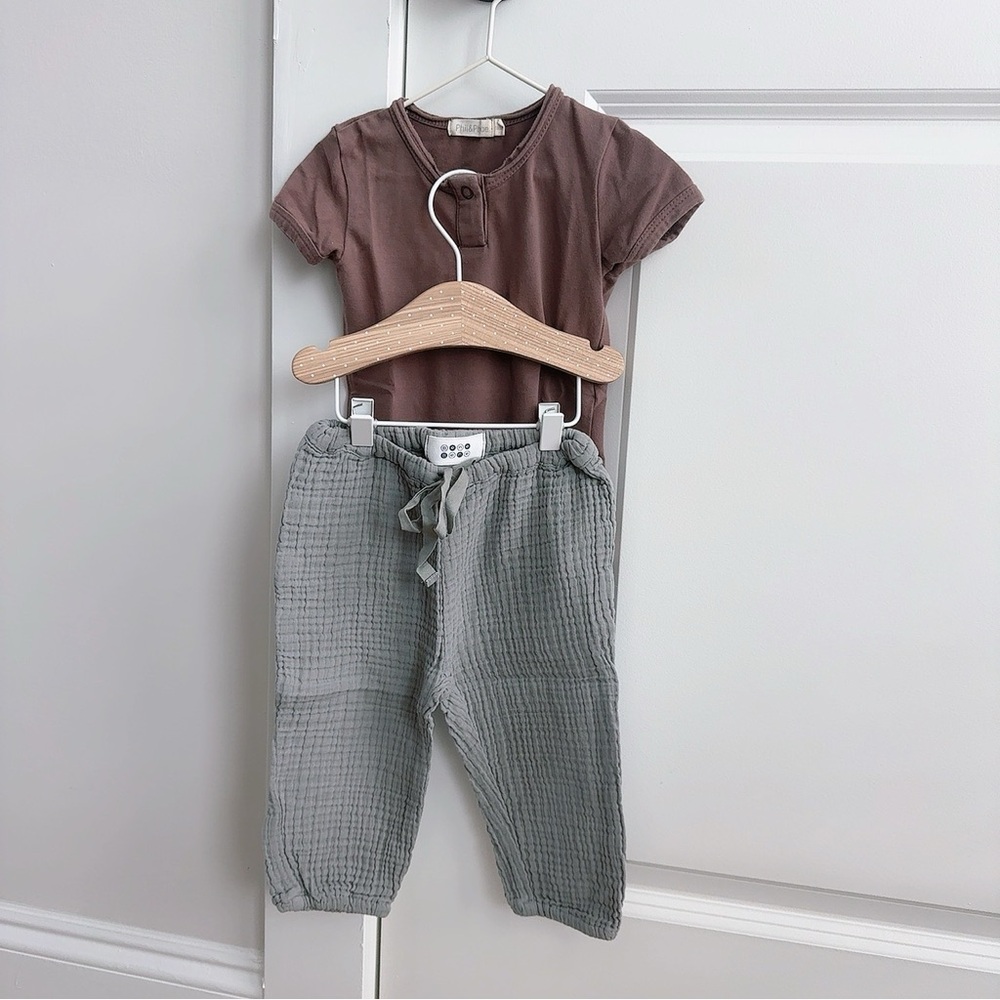 Kids One Piece Set in Brown and Gray